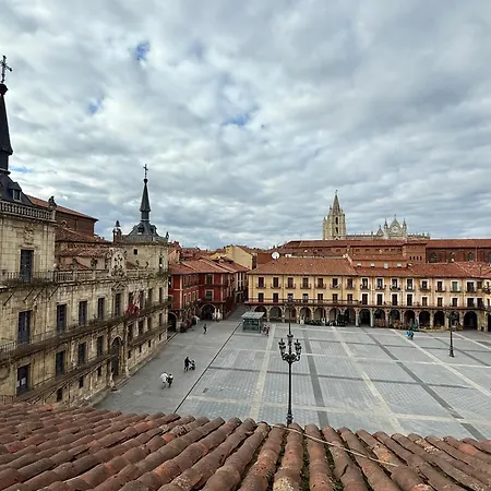 Apartamento Mirador Plaza Mayor Leão